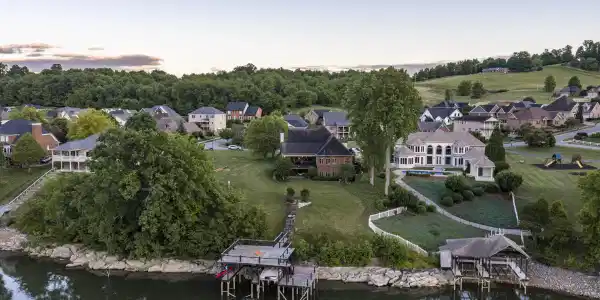 405 Harbor Approach
