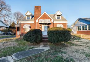 1817 Oakwood Drive
