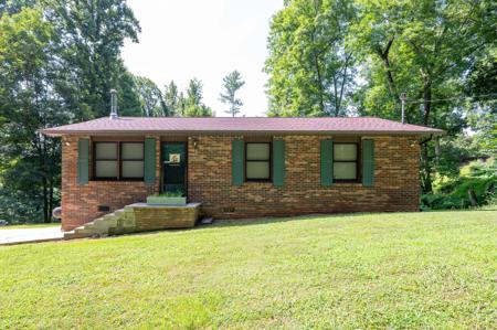 148 Lone Oak Drive