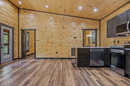 1047 Pleasure Road