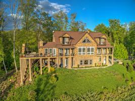 200 Sky Ln Ridge