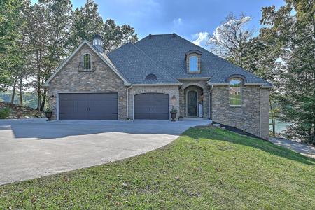 416 Ridge Point Court