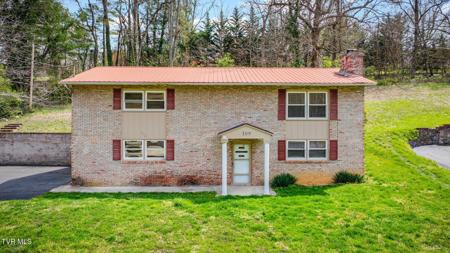309 Summerville Road