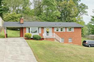 4405 Cedarwood Drive