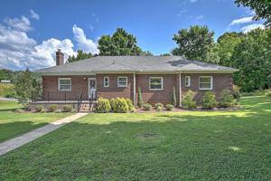 3004 Fort Henry Drive