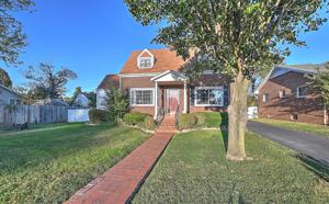 1809 Oakwood Drive