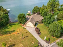 432 Chelaque Way