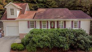 1009 Eastbrook Drive