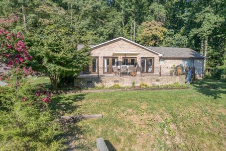 109 Rhody Drive