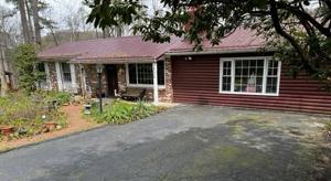225 Woodland Court