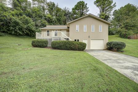 6 Gatewood Drive