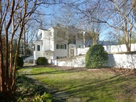 3305 Parkcliff Drive