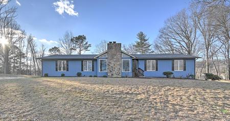 505 Lakeside Drive