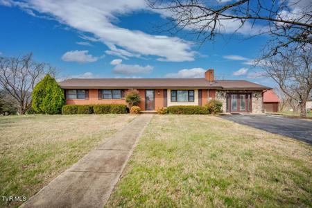 149 Lakeview Lane