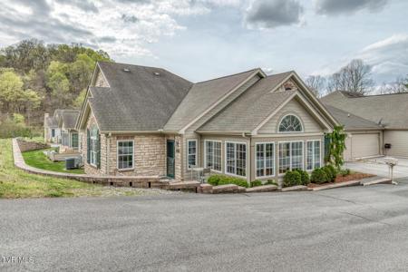 1416 Fountain Lane
