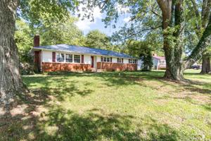 528 Fernwood Drive