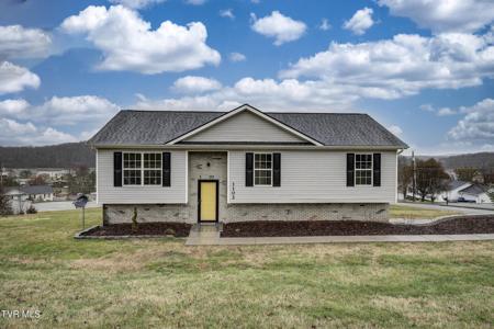 1102 Apple Tree Court
