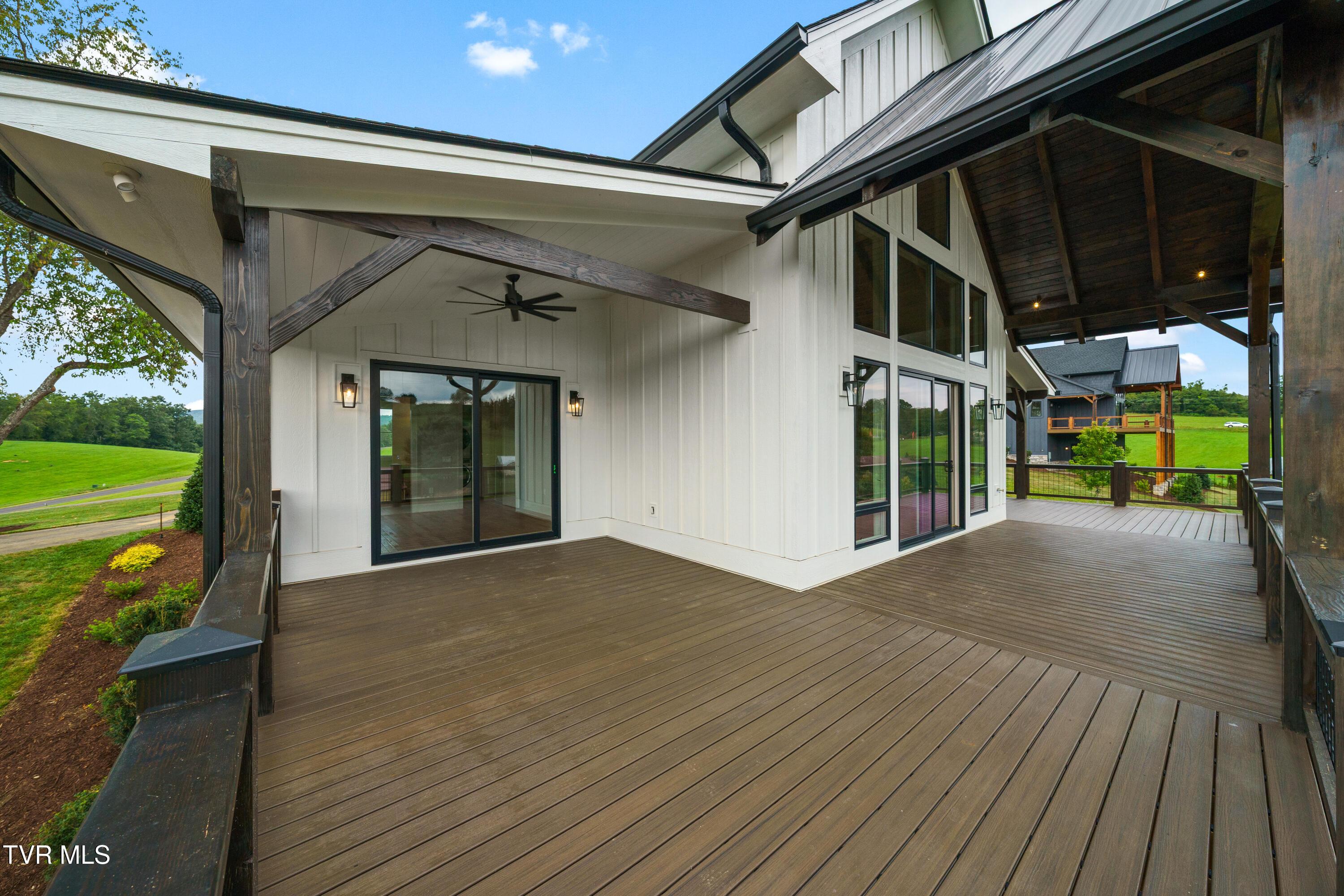 Image 3: resized exteriors-2