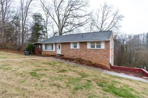 104 Lone Oak Dr Drive