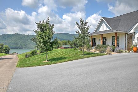 175 Deer Ridge Court