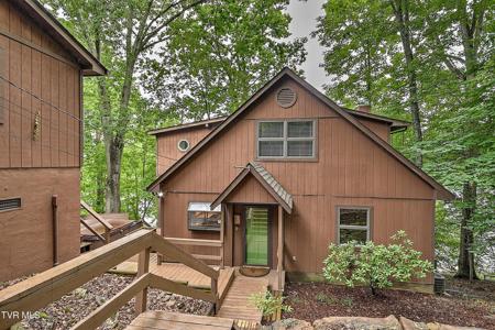 490 Hideaway Farm Road