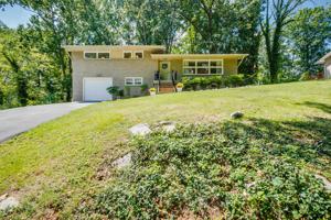 2323 Inglewood Drive