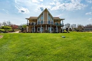 583 Harbor Point Road