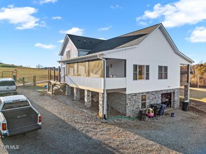 2224 Black Oak Road