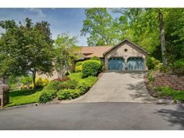 109 White Hawk Way