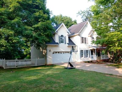 3835 Lake Valley Drive