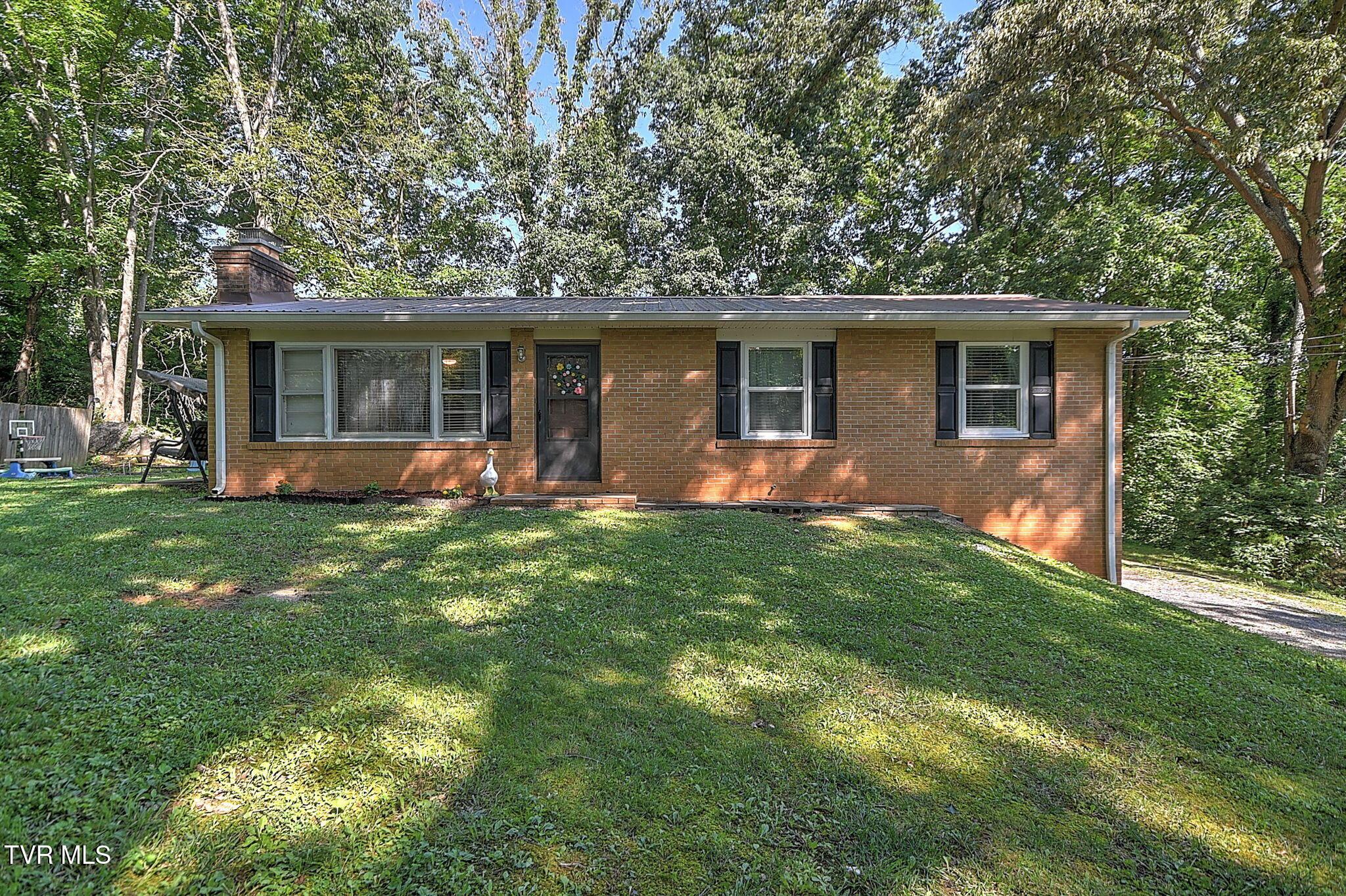 Image 1: 2-web-or-mls-119 Lynnwood KW-3
