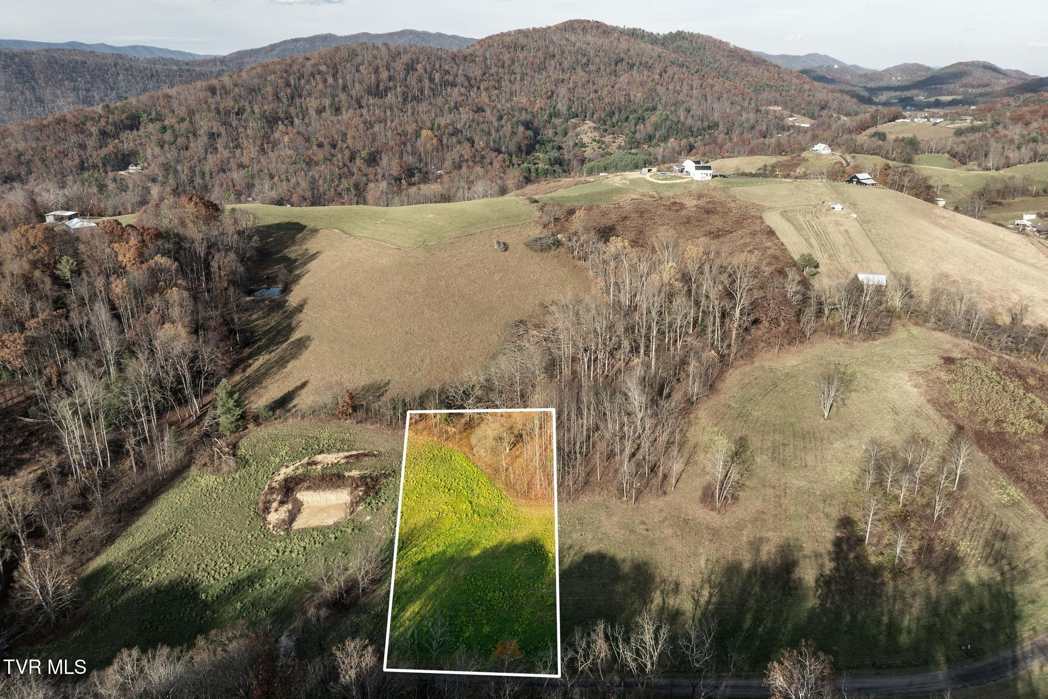Image 4: Lot 18 Eagle Ridge (3 of 38)