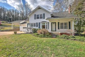 3605 Crestwood Drive
