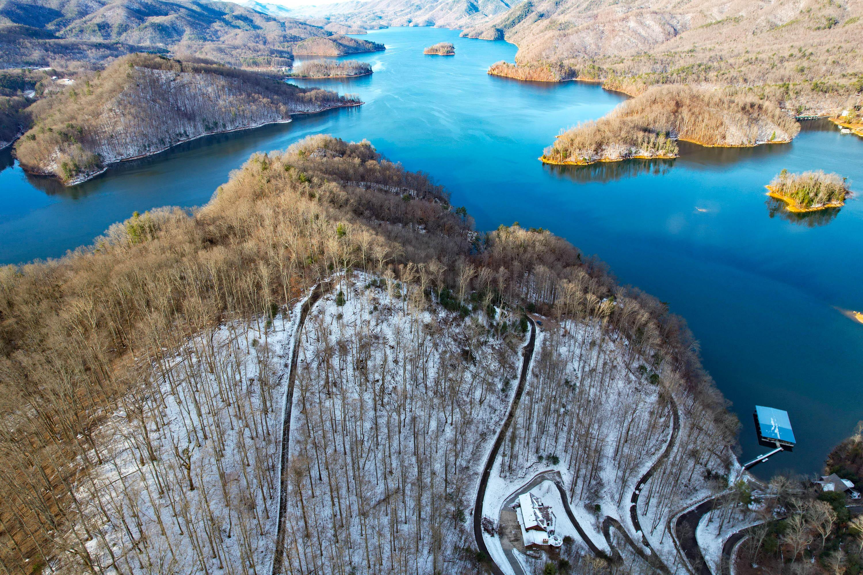 Image 1: Misty Hollow-12