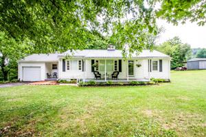 819 Summerville Road