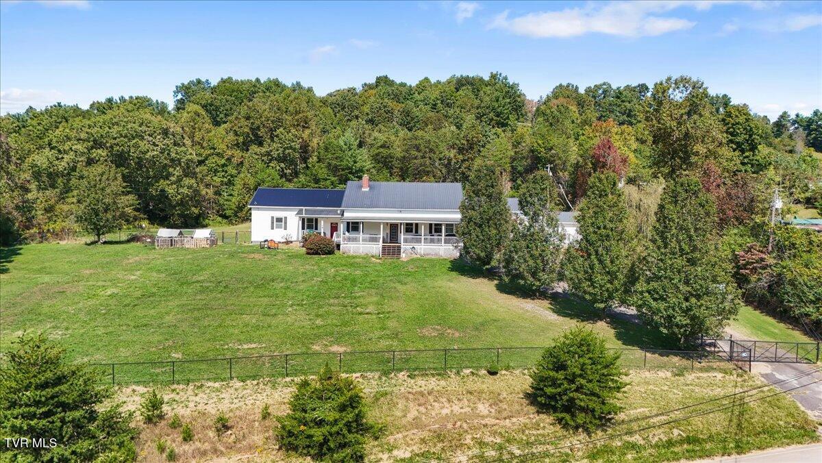 Image 2: 01-DJI_20250919121243_0516_D