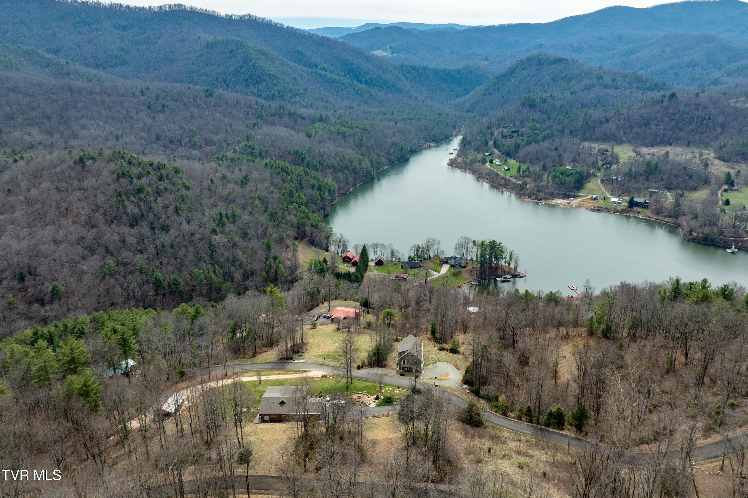 Image 4: TD Lakeridge Lot 19 (4 of 31)