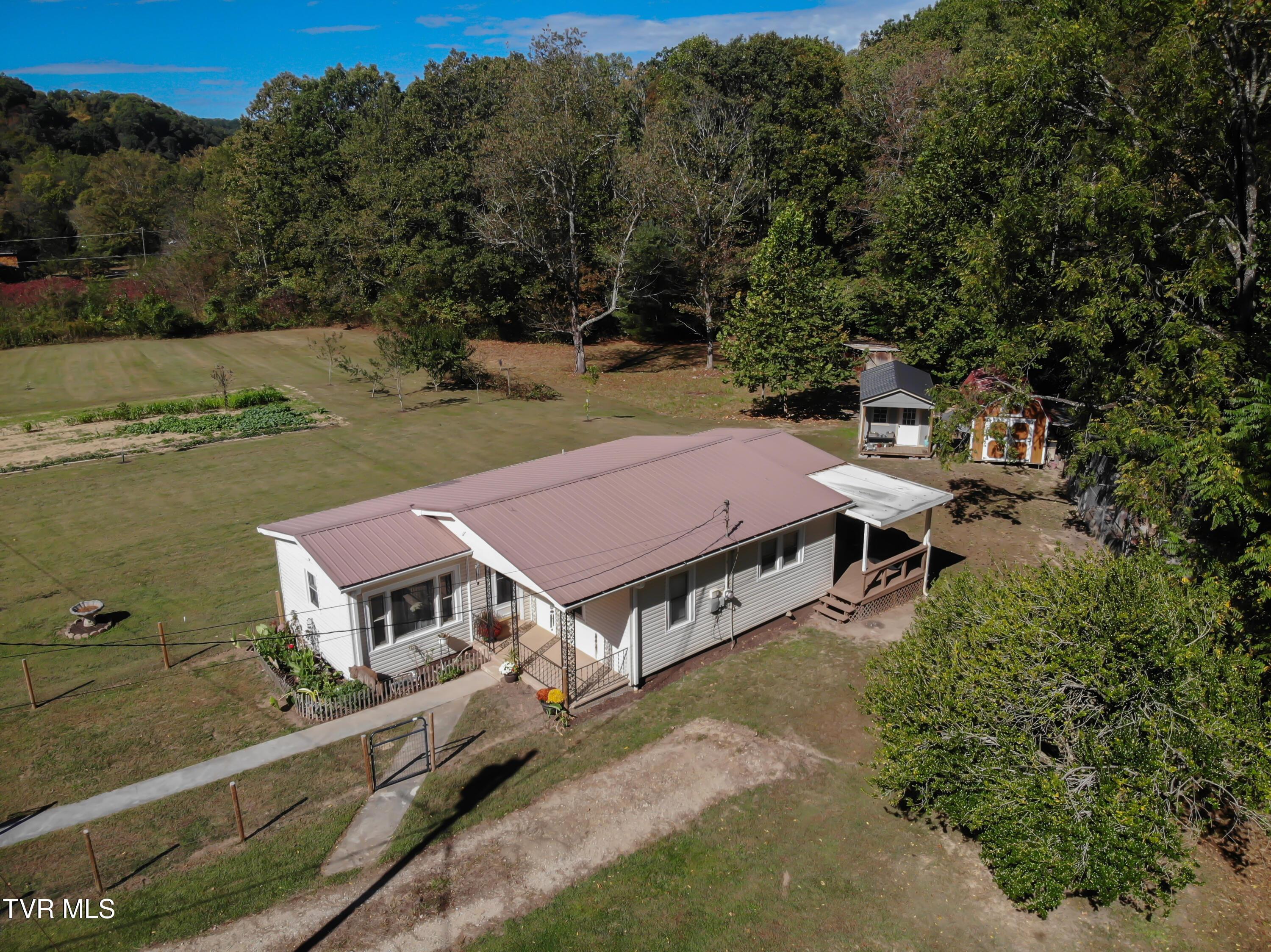 Image 2: 501 Sharps Creek Rd., Bristol, TN