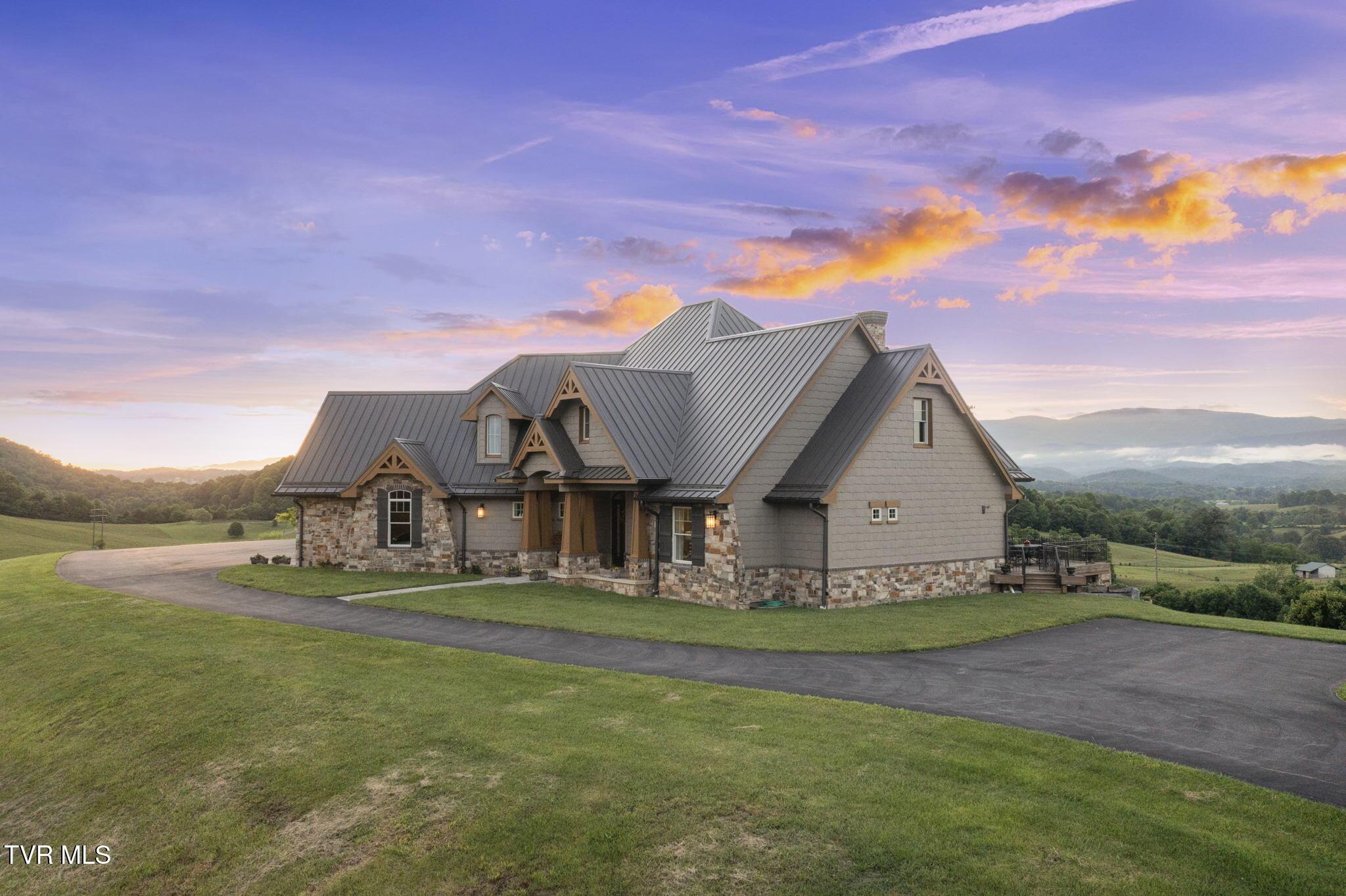 Image 2: 7-web-or-mls-DJI_0190