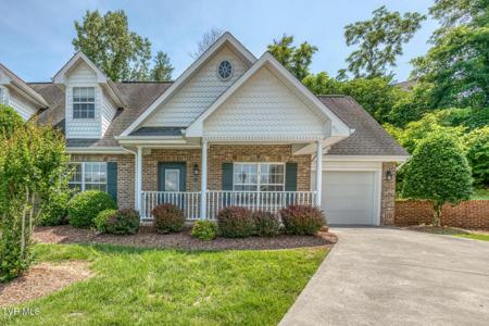 82 Hiddenbrook Lane