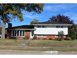 1900 Hermitage Drive