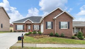 1823 Topsail Court