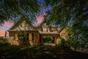 424 Emerald Chase Circle