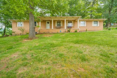 128 Brookfield Drive