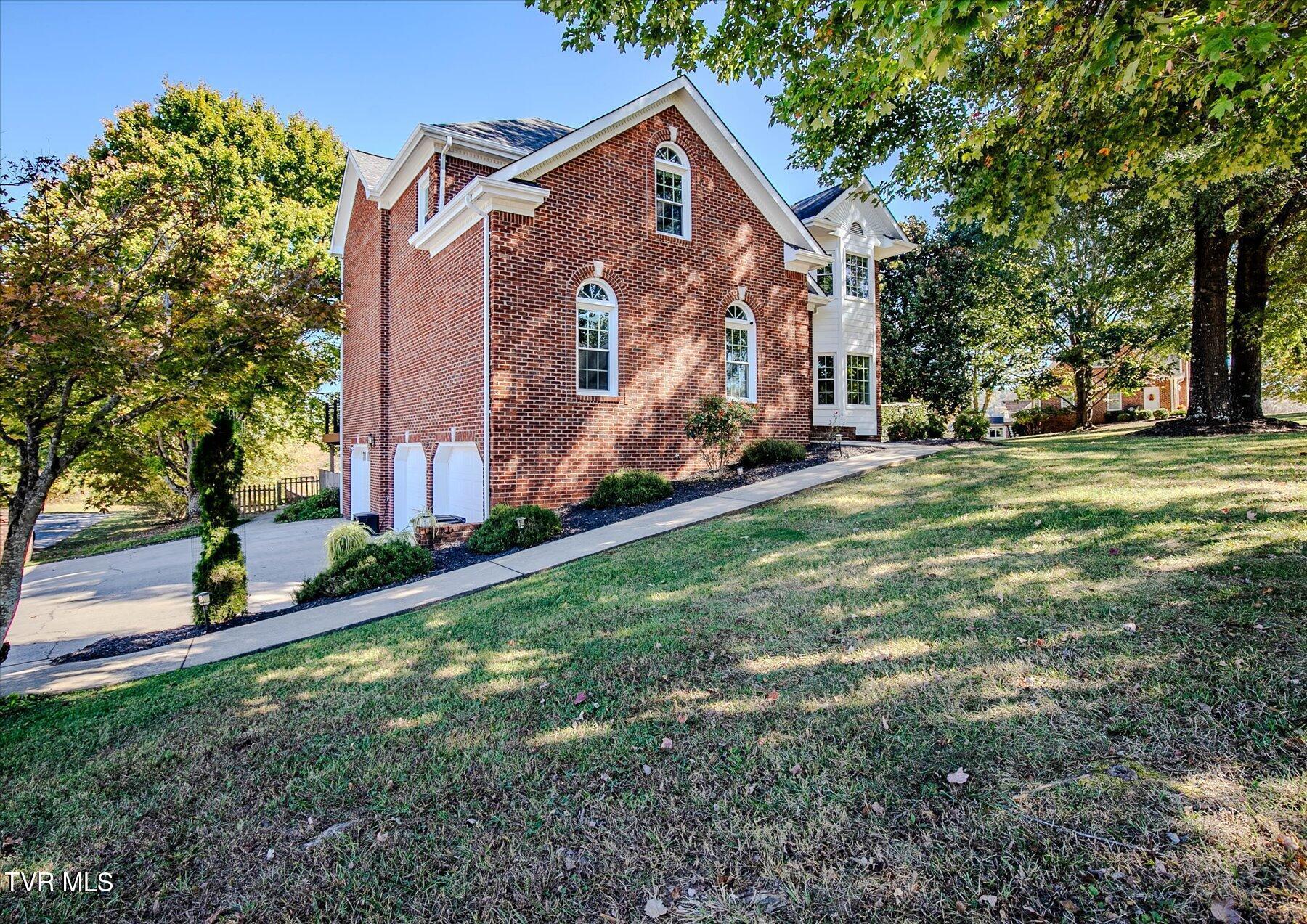 Image 4: 04-245 Park Ridge Ct-4