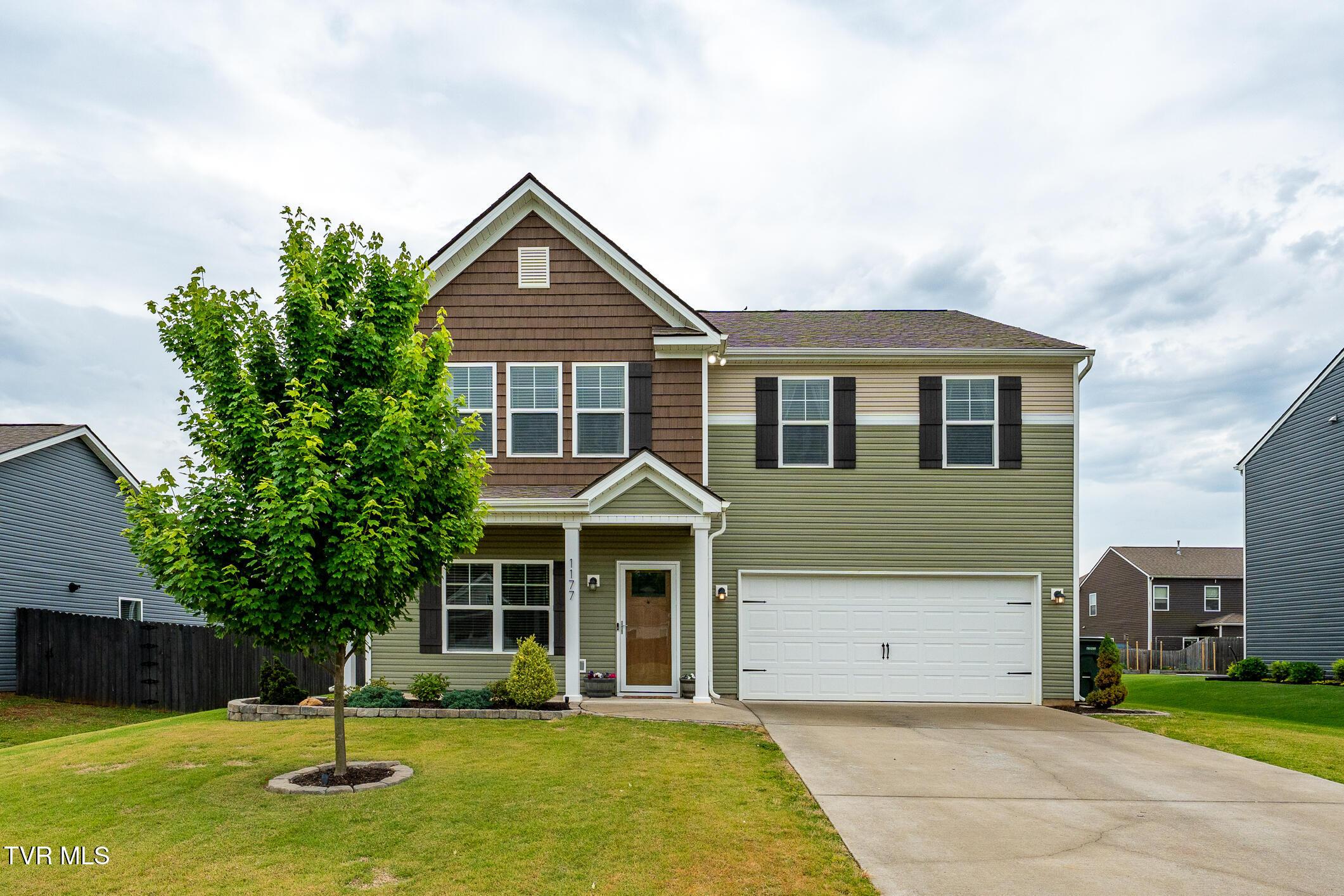 Image 1: 1177 Raccoon Lane (2 of 59)