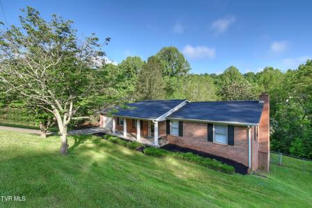 205 Lonewood Dr.