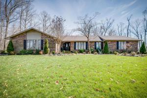 3030 Sandridge Drive