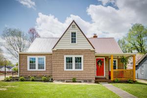 1812 Fairoaks Road