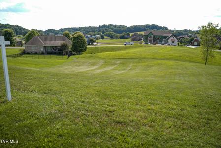 112 Cardinal Point
